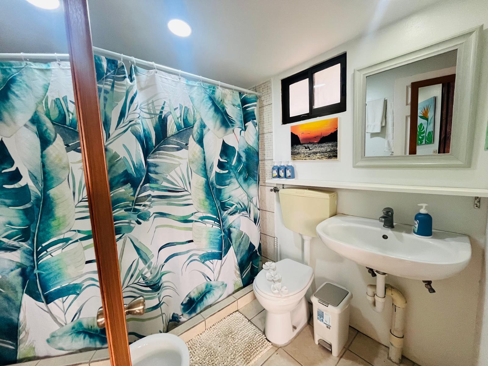 Rooms & Suites 12