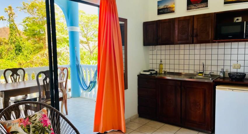 Rooms & Suites 9